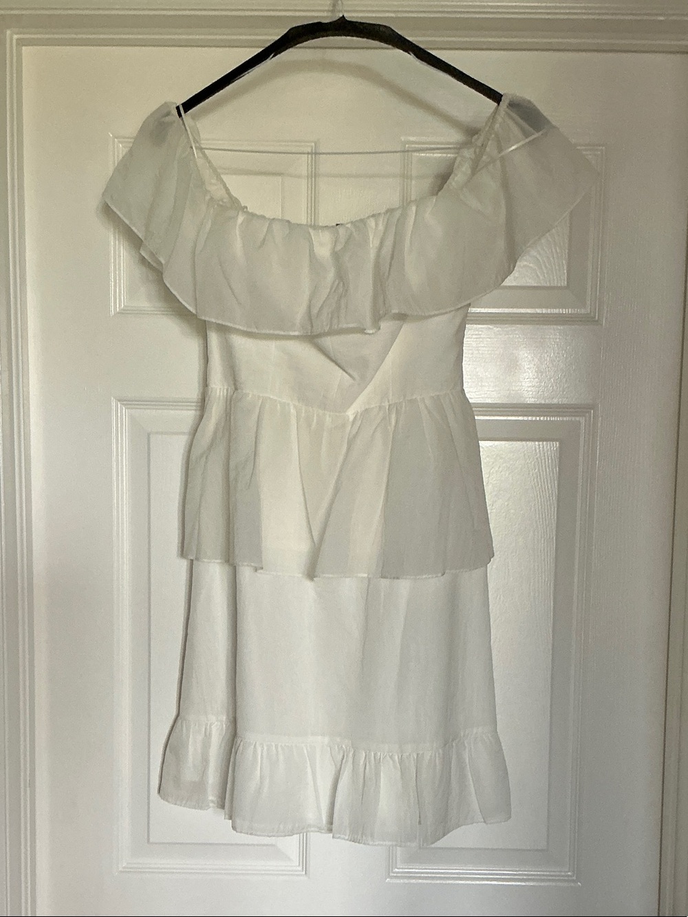White Off-shoulder Flounce Dress Size S